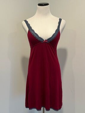 Honeydew Lace-Trim Chemise